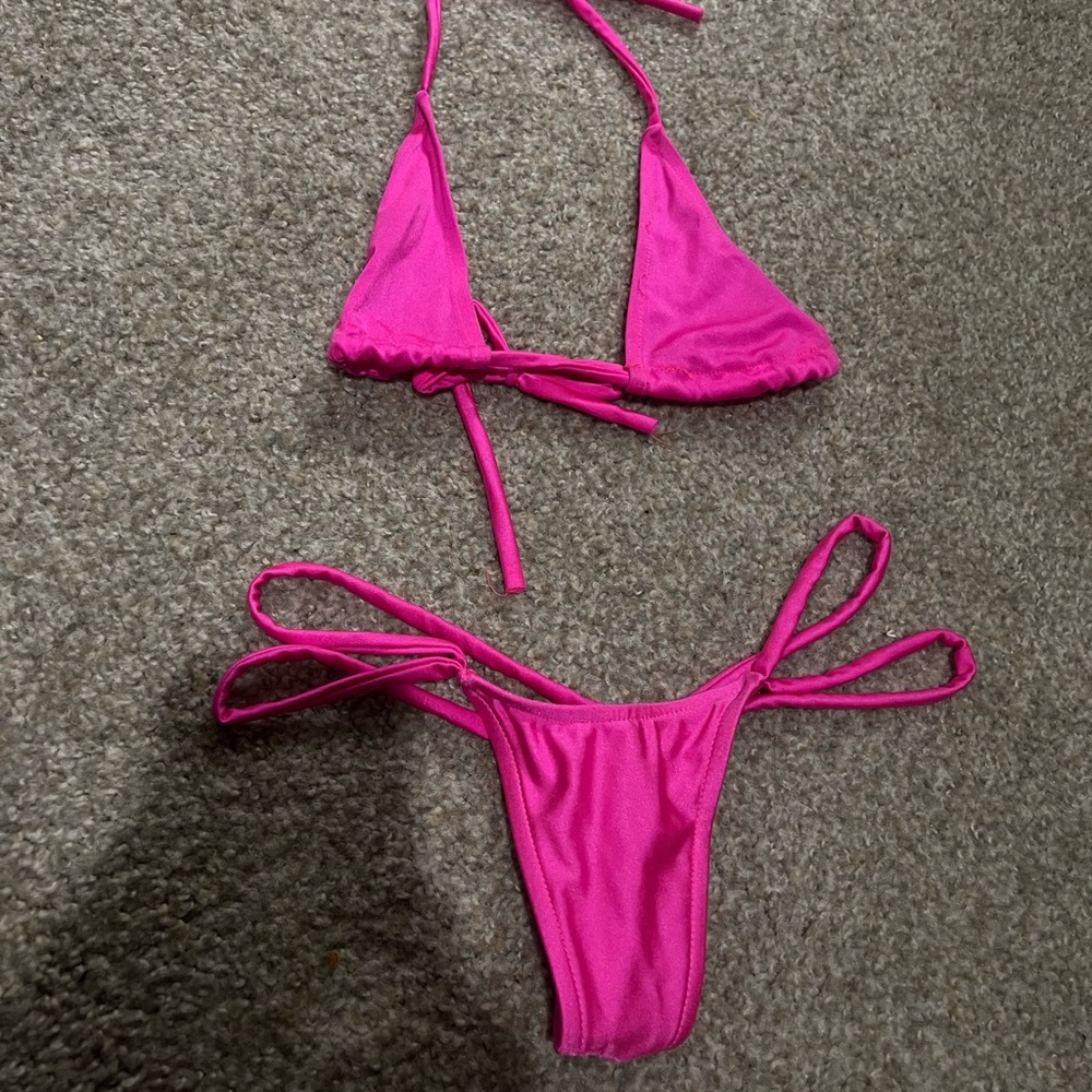 Pink thong bikini set